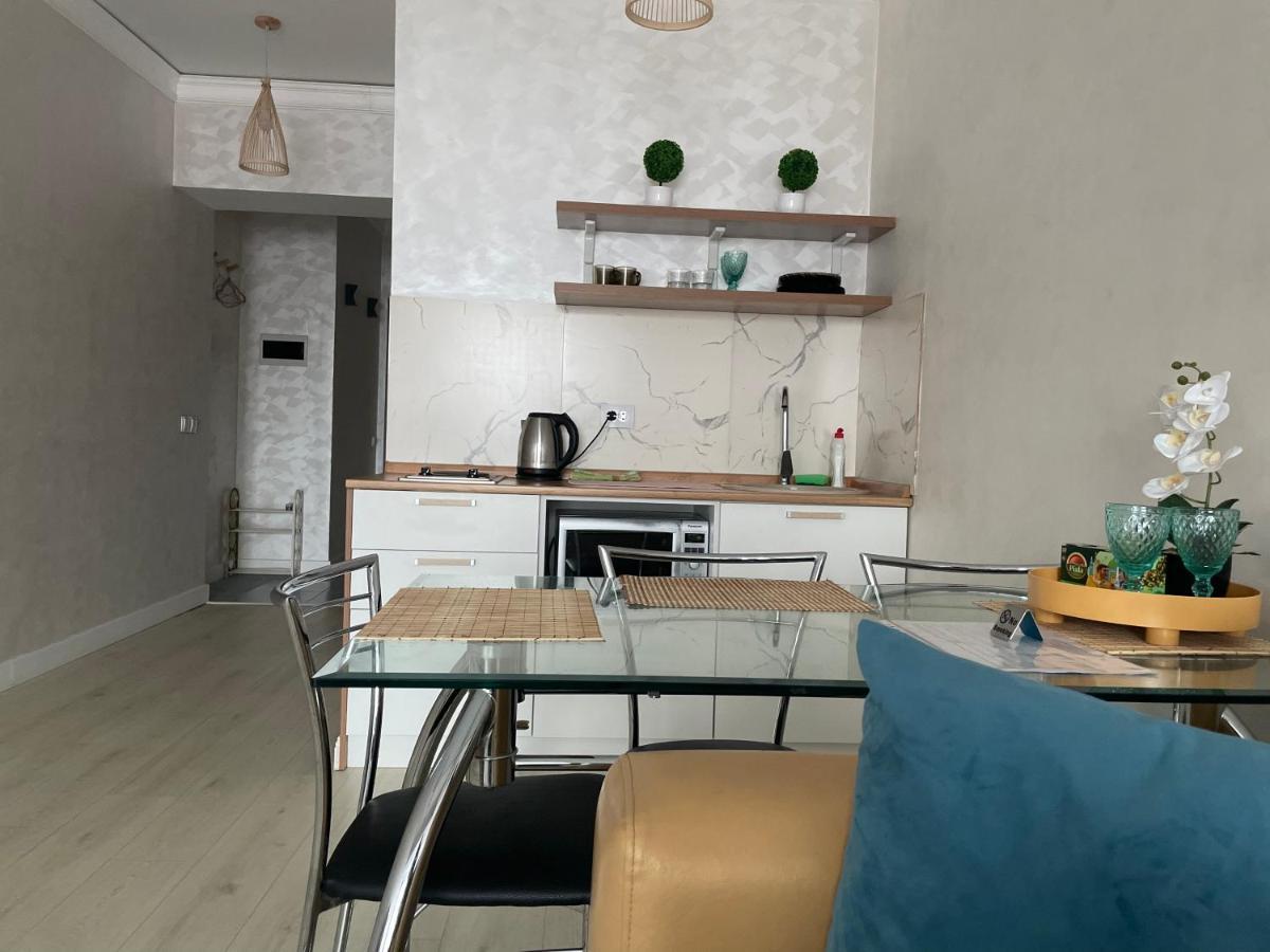 Арбат Apartment Almaty Eksteriør billede