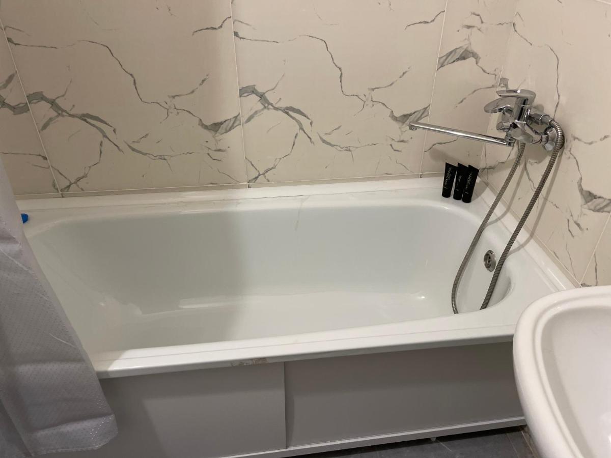 Арбат Apartment Almaty Eksteriør billede
