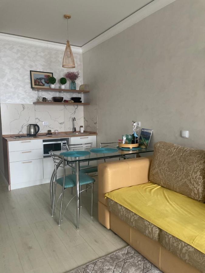 Арбат Apartment Almaty Eksteriør billede
